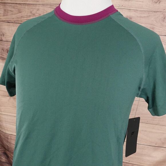 NEW! Fabletics Training Day Tee Shirt Mens Medium Green Athletic Performance - Picture 2 of 9